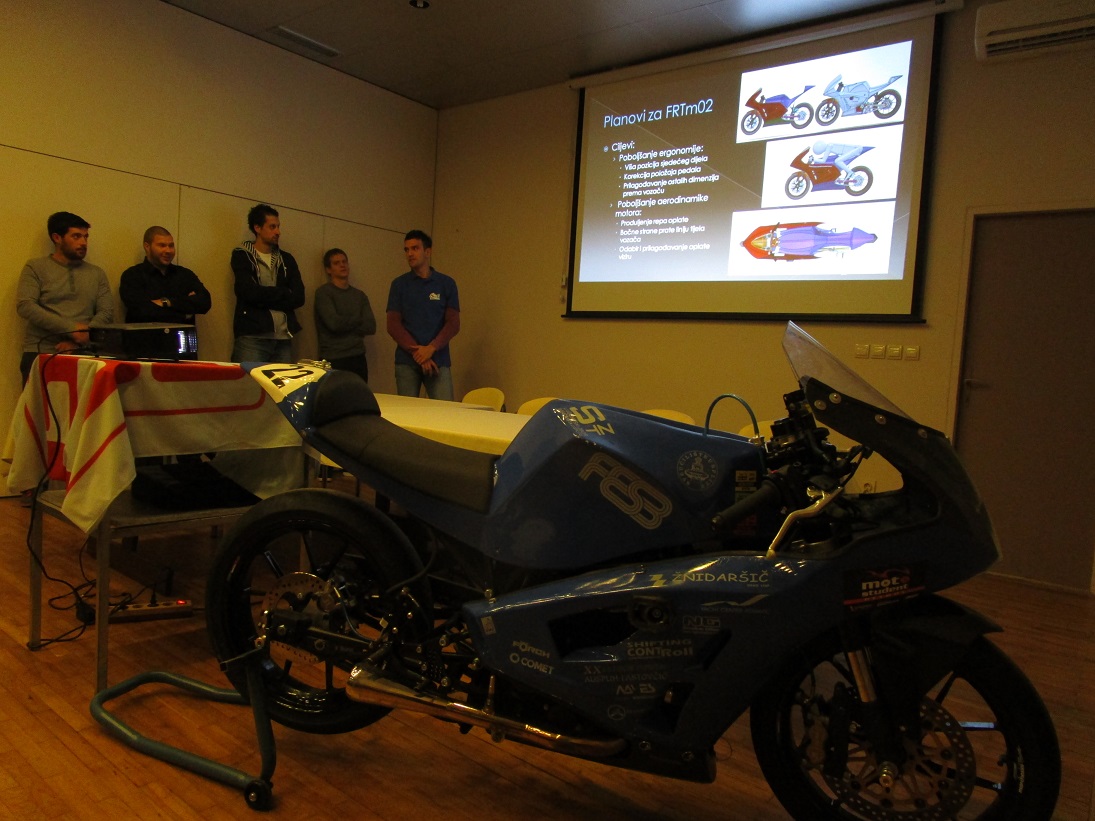 Moto student